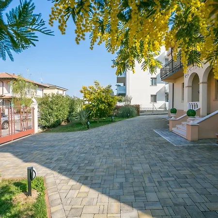 Mimosa 5 - Happy * Desenzano del Garda