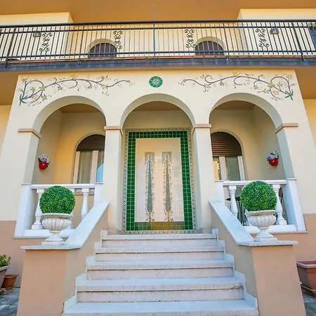 Apartment Mimosa 5 - Happy Desenzano del Garda